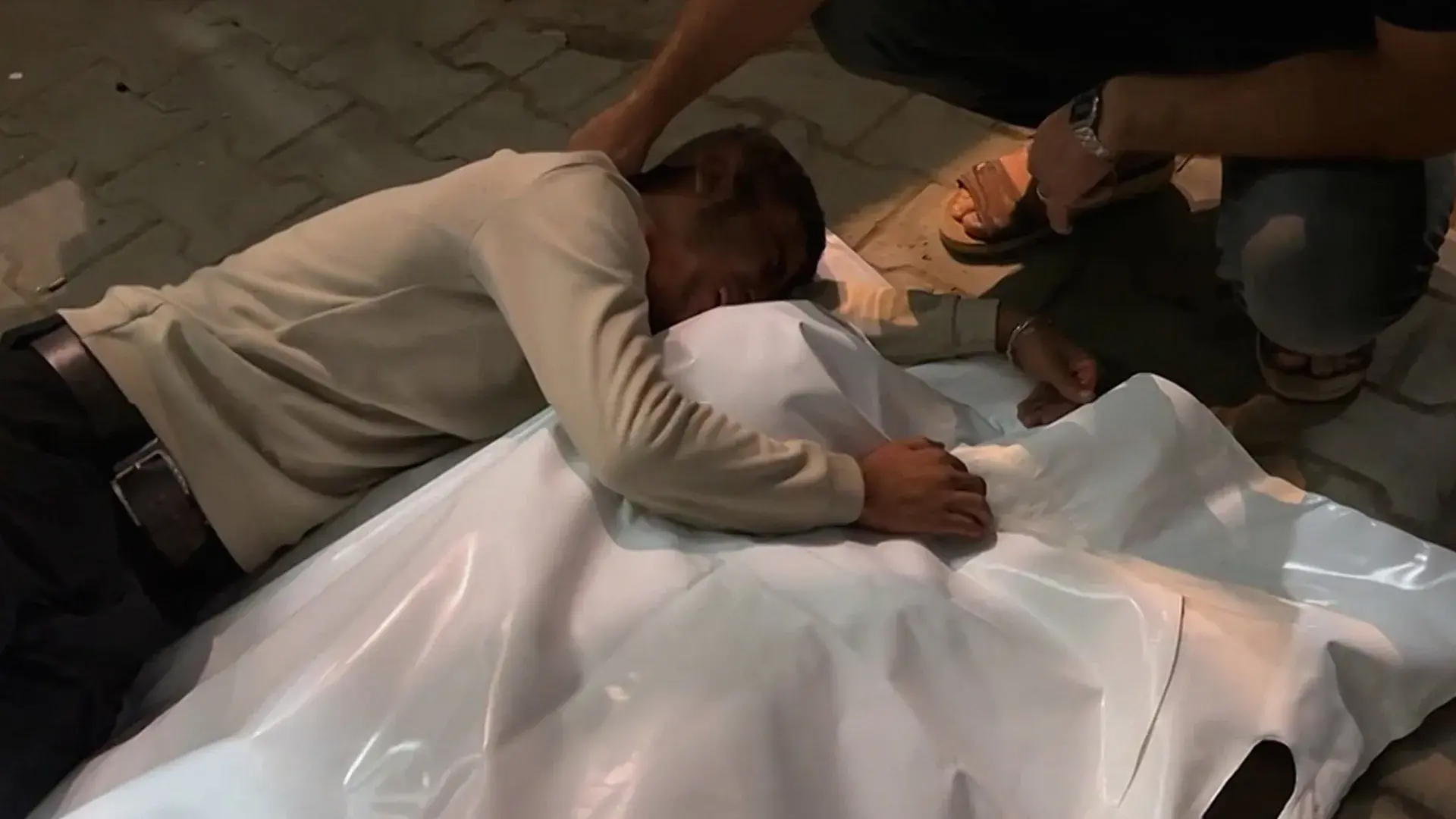 Qəzzada atəşkəsə rəğmən İsrail zərbəsində daha 2 fələstinli həlak oldu